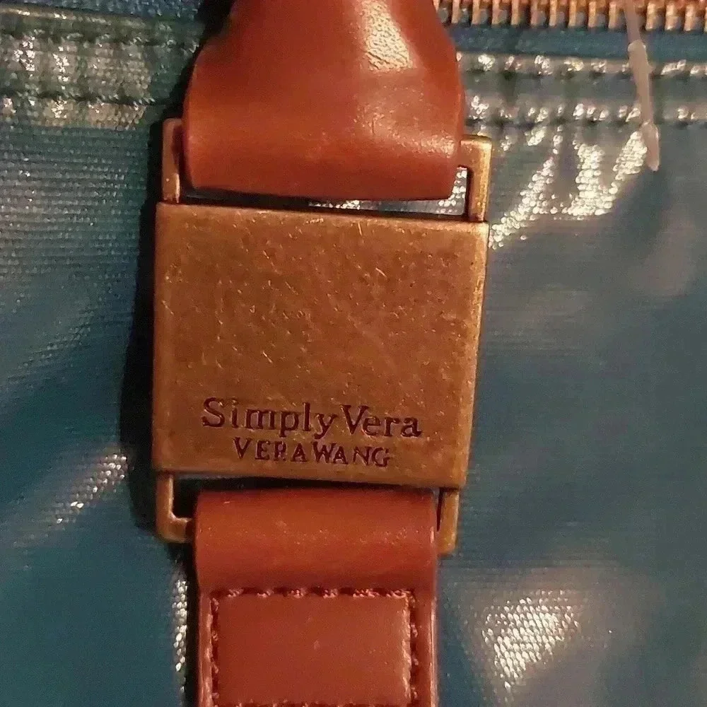 NWOT Simply Vera by Vera Wang Blue purse - Picture 2 of 9